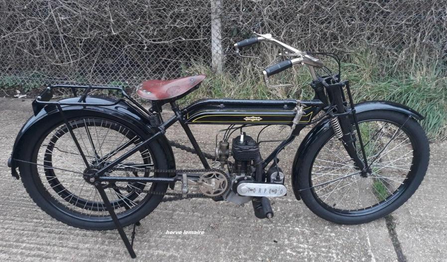 LES MOTOCYCLETTES .