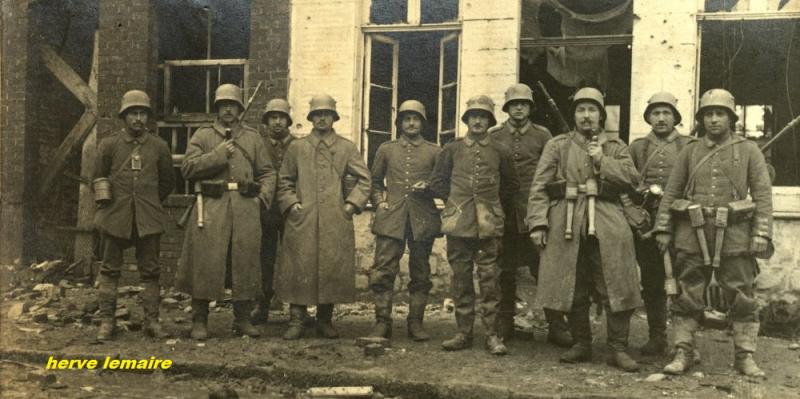 LES HOMMES FELDGRAU.