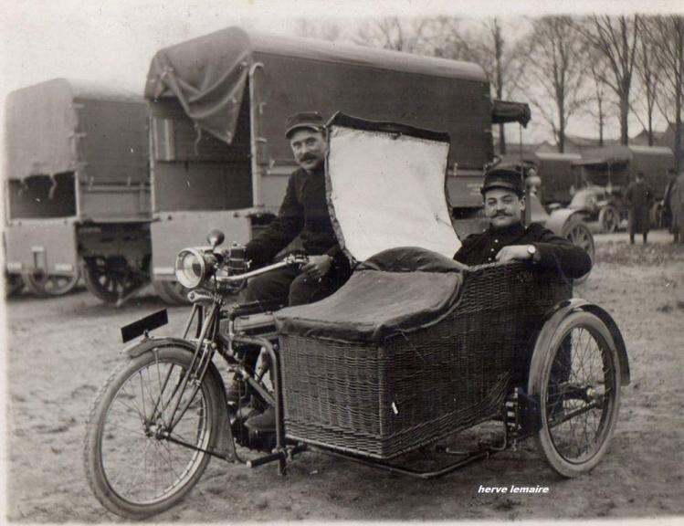 LES MOTOS .