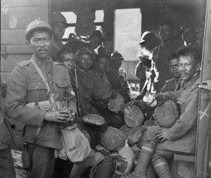 LES FUSILLIERS MARINS.ET SOLDATS BELGES.