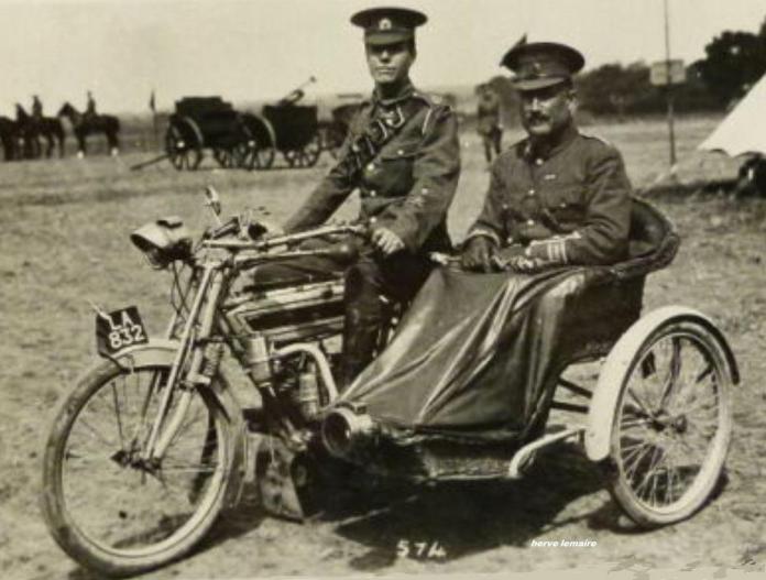 LES MOTOCYCLETTES .
