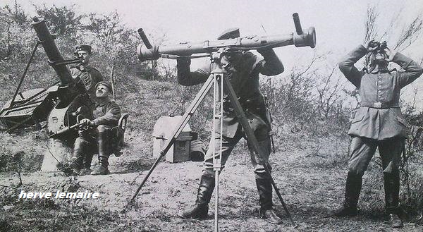 LES ARMES .