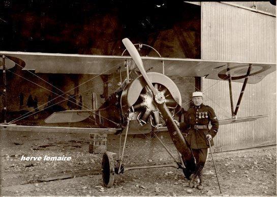 AVIONS ET PILOTES.