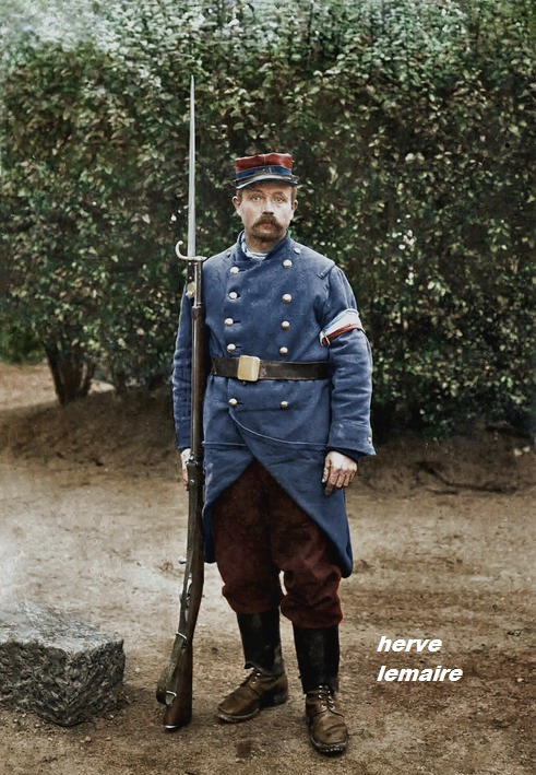 LES POILUS .