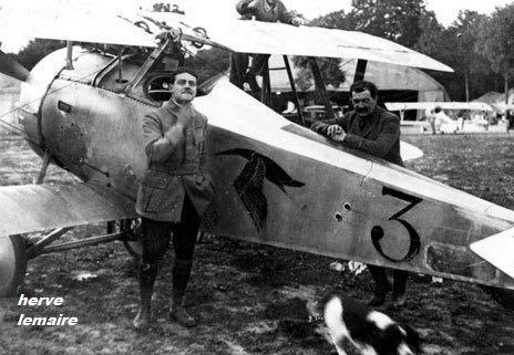 AVIONS ET PILOTES.