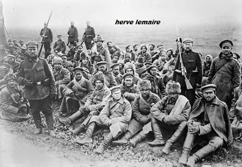 LES PRISONNIERS .