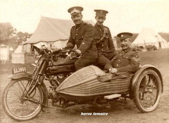 LES MOTOCYCLETTES .
