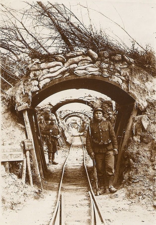 DE LA RUSSIE .