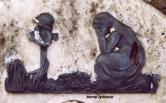 L'ART FUNERAIRE MILITAIRE .